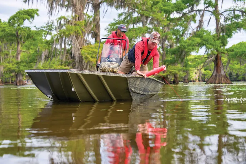 Slide: The Image of Tracker Grizzly 1860 CC 2025 - 58