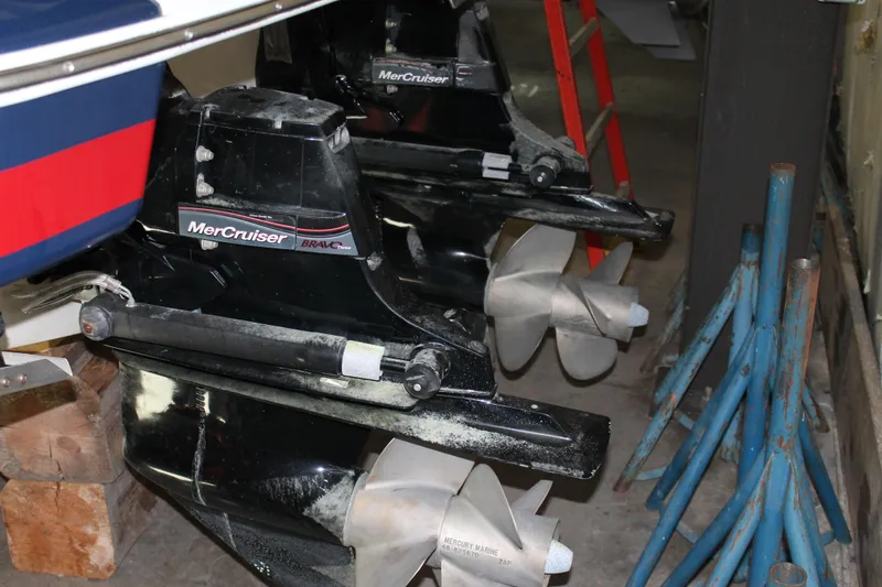 Slide: The Image of 2007 Chris-Craft Launch 28 with MerCruiser outdrives in storage. - 5