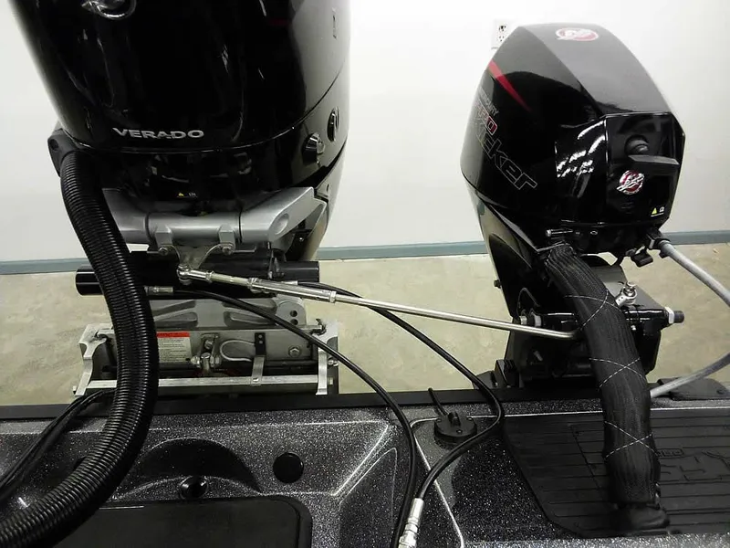 Slide: The Image of 2024 Ranger 622FS Pro DC boat engines, featuring Verado and Mercury motors, close-up view. - 41