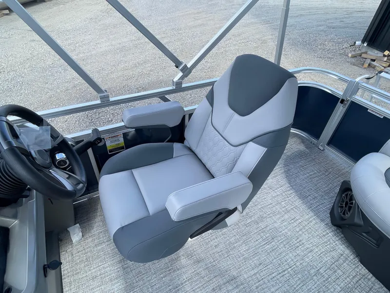 Slide: The Image of 2025 Tahoe Pontoon 1980 SPORT CRUISE captain's chair with sleek, modern design. - 18