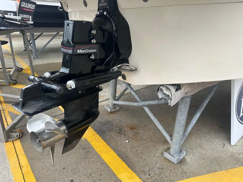 Slide: The Image of 2008 Sea Ray 185 Sport boat with MerCruiser outdrive on display. - 6