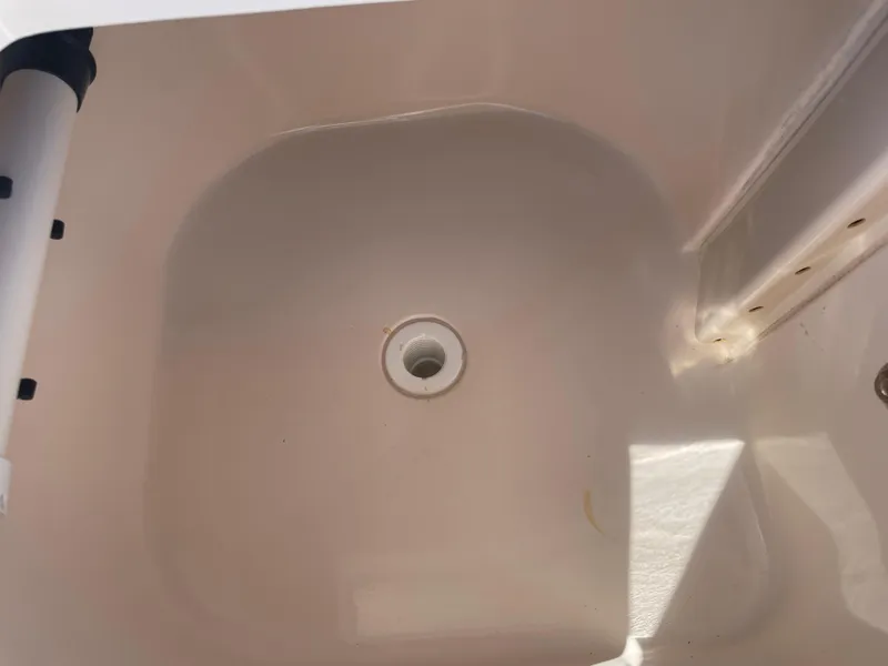 Slide: The Image of 2008 Grady-White Canyon 336 boat sink with drain, clean and well-maintained. - 32