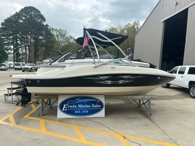 Slide: The Image of 2008 Sea Ray 185 Sport boat displayed at Erwin Marine Sales. - 1
