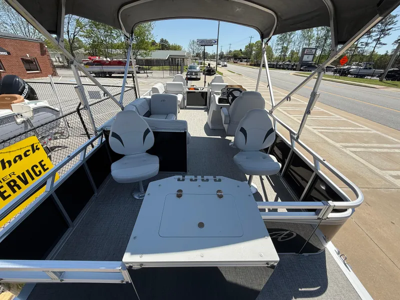 Slide: The Image of Avalon Venture Fish 2022 - 52