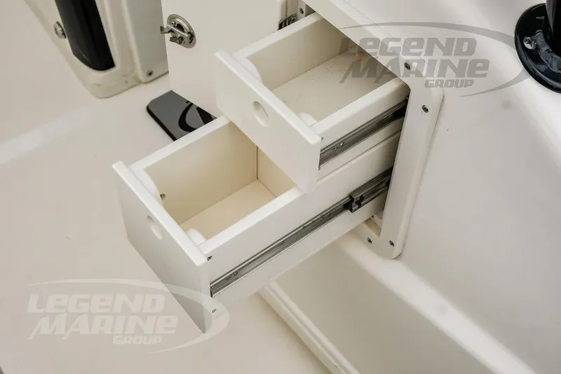 Slide: The Image of NauticStar 2602 Legacy 2022 - 51