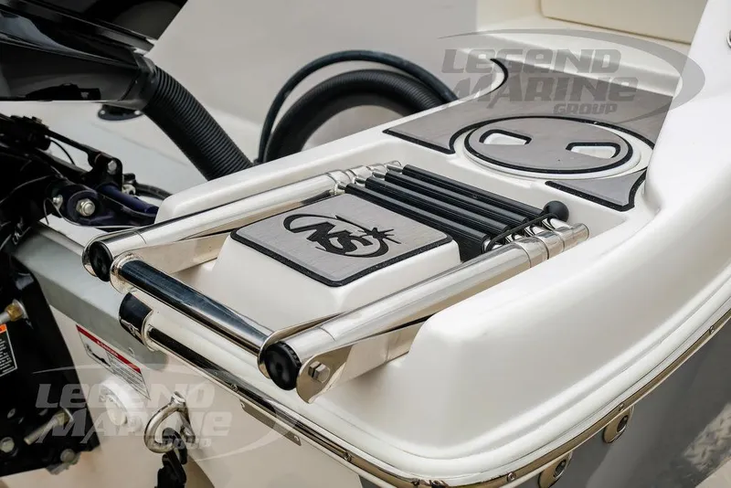 Slide: The Image of NauticStar 2602 Legacy 2022 - 60