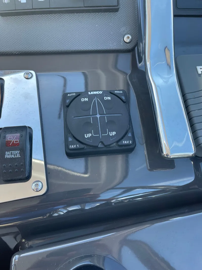 Slide: The Image of Control panel of a 2017 Monterey 360 Sport Coupe boat. - 24