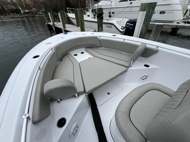 Slide: The Image of Sportsman 232 CC 2023 - 11