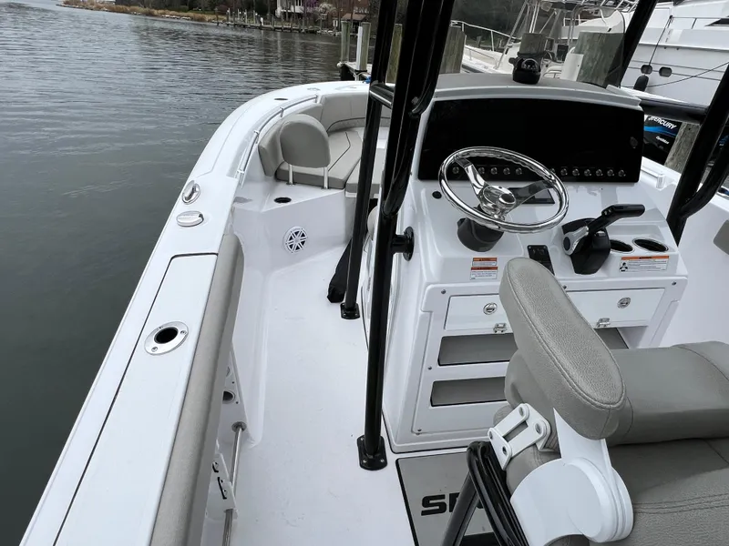 Slide: The Image of Sportsman 232 CC 2023 - 8