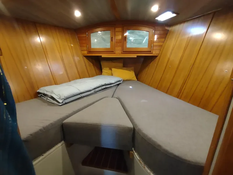 Slide: The Image of Cascade 42 1988 - 53