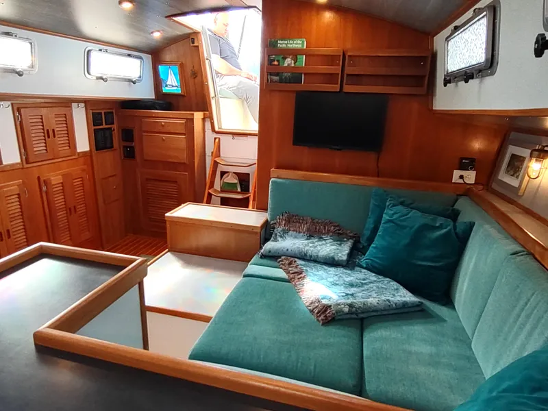 Slide: The Image of Cascade 42 1988 - 57