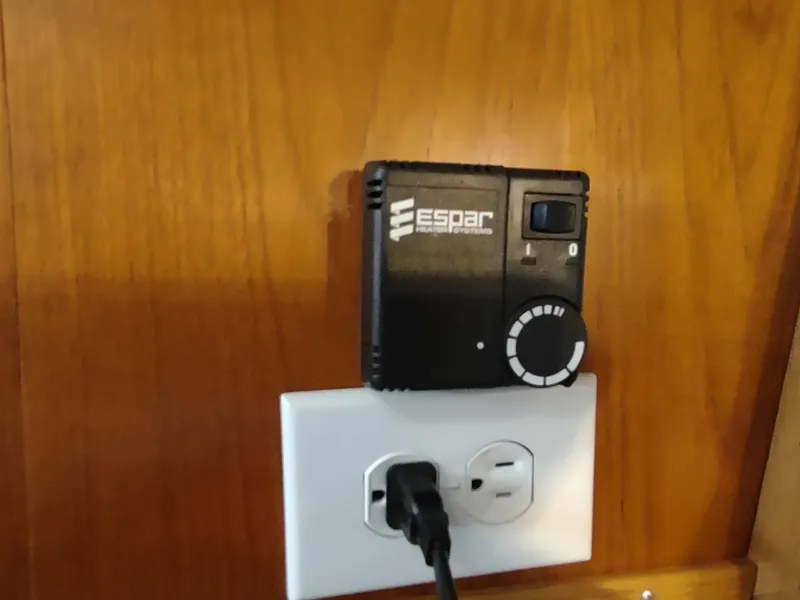 Slide: The Image of Cascade 42 1988 - 58