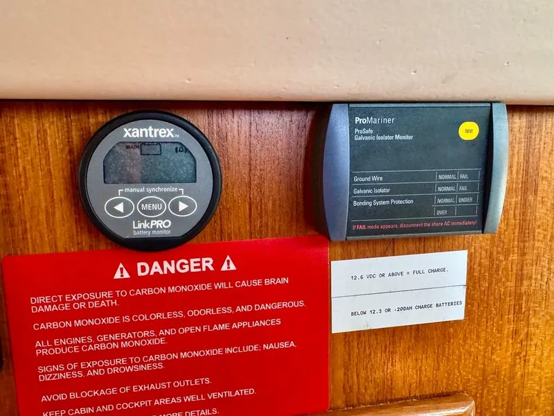 Slide: The Image of Hunter Passage 420 2003 - 51