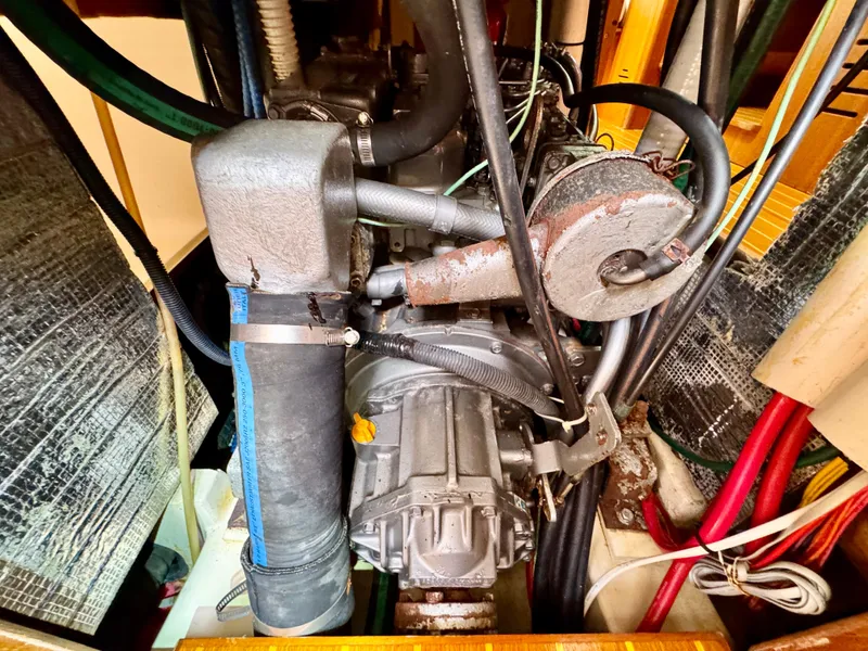 Slide: The Image of Hunter Passage 420 2003 - 67