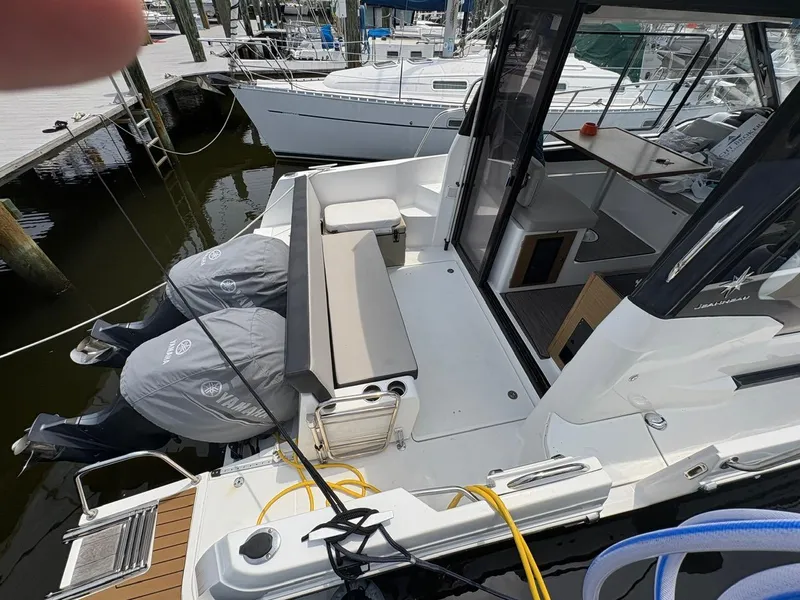 Slide: The Image of Jeanneau NC 895 2020 - 21