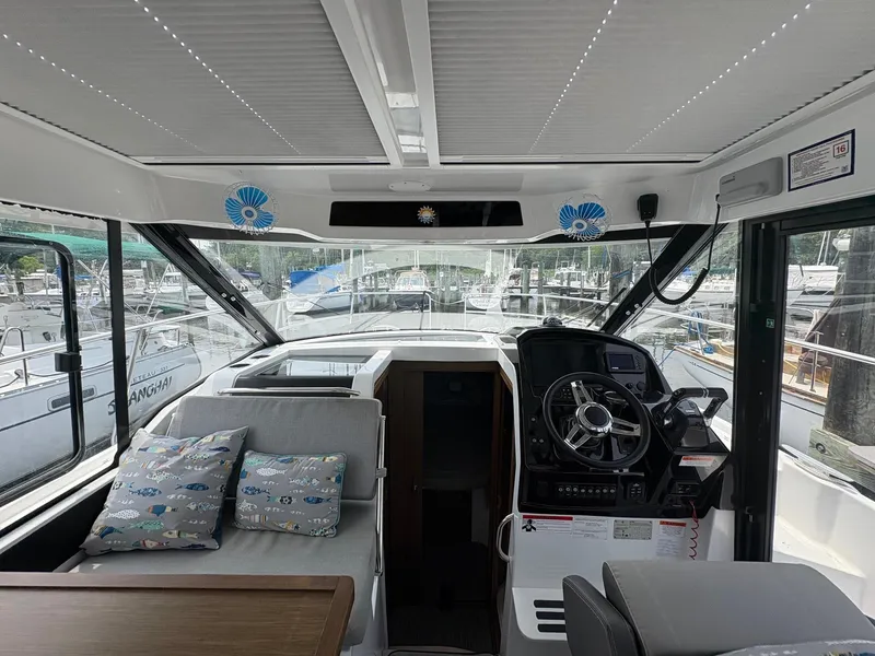 Slide: The Image of Jeanneau NC 895 2020 - 35