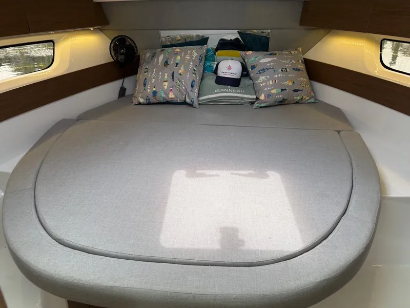 Slide: The Image of Jeanneau NC 895 2020 - 48