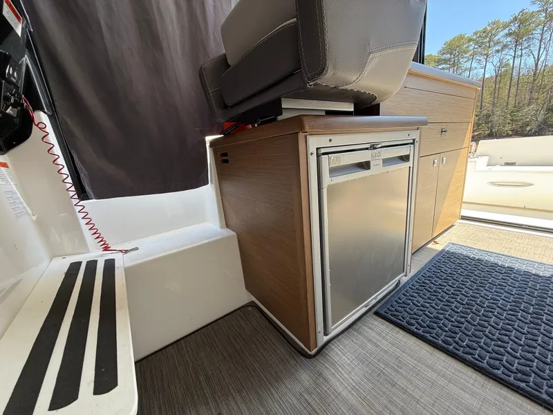 Slide: The Image of Jeanneau NC 895 2020 - 69