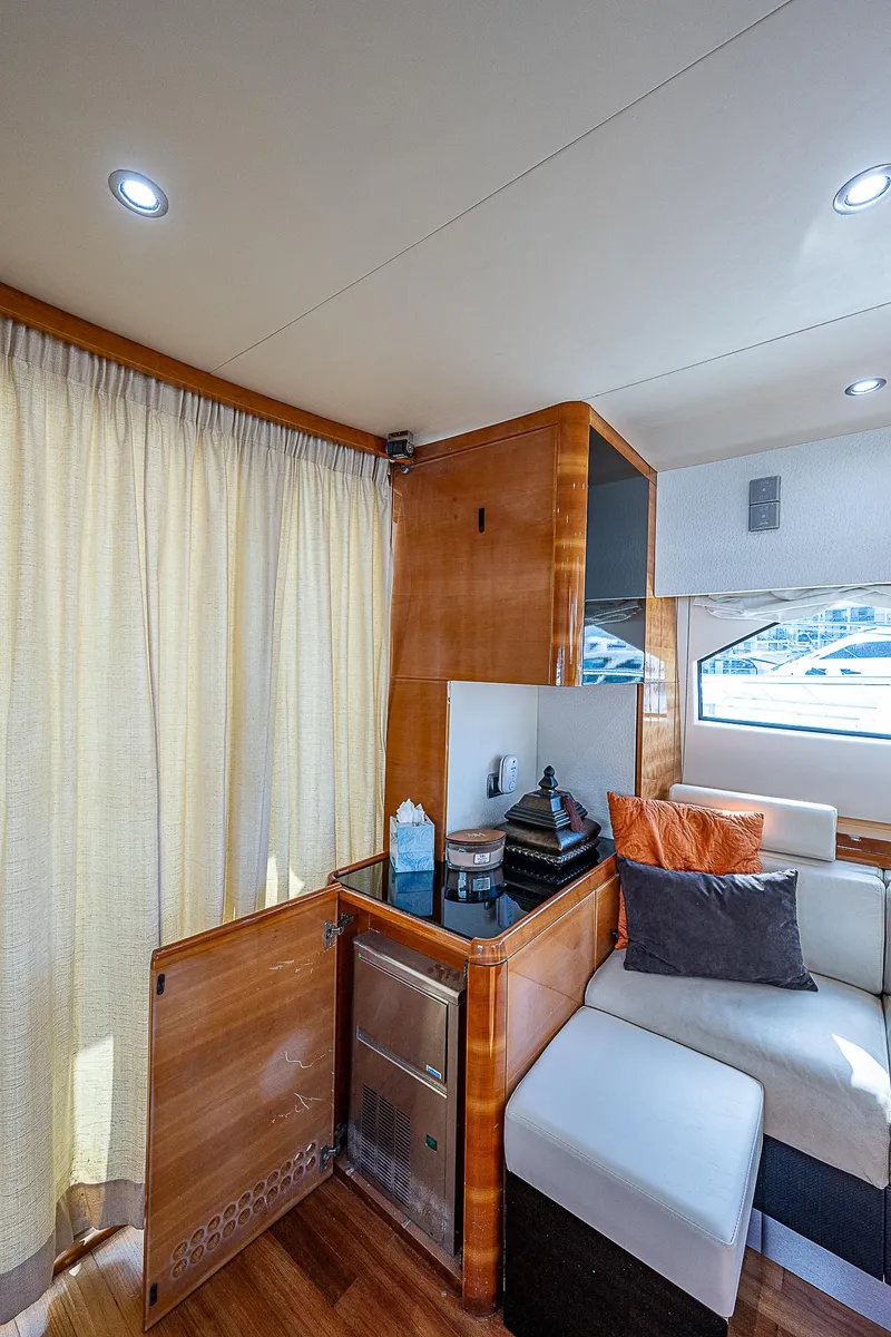 Slide: The Image of 2009 Aicon - interior - 27