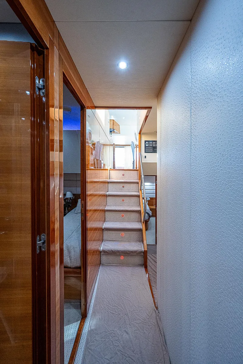 Slide: The Image of 2009 Aicon - interior/hall - 53