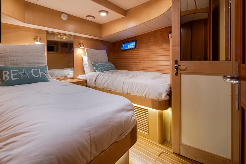 Slide: The Image of Marlow 72C 2003 - 55