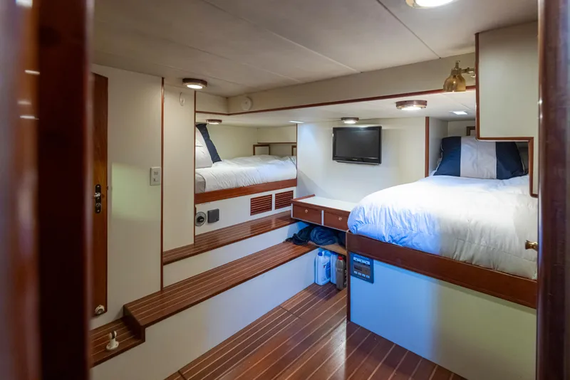 Slide: The Image of Marlow 72C 2003 - 60