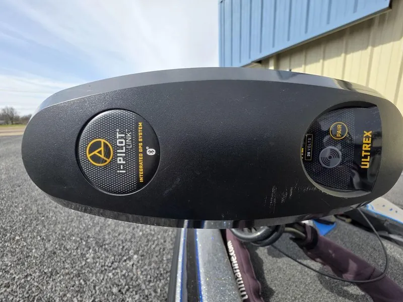 Slide: The Image of Trolling motor control panel on a 2021 Caymas CX 21 boat, featuring i-Pilot Link and Ultrex. - 16