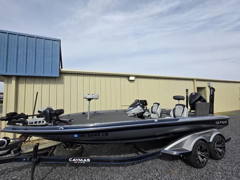 Slide: The Image of Caymas CX 21 2021 - 52