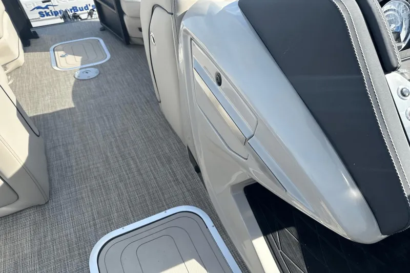 Slide: The Image of Barletta LUSSO 23UCATT 2022 - 10