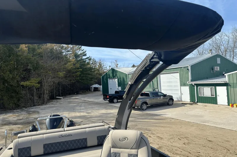 Slide: The Image of Barletta LUSSO 23UCATT 2022 - 14