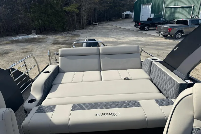 Slide: The Image of Barletta LUSSO 23UCATT 2022 - 17