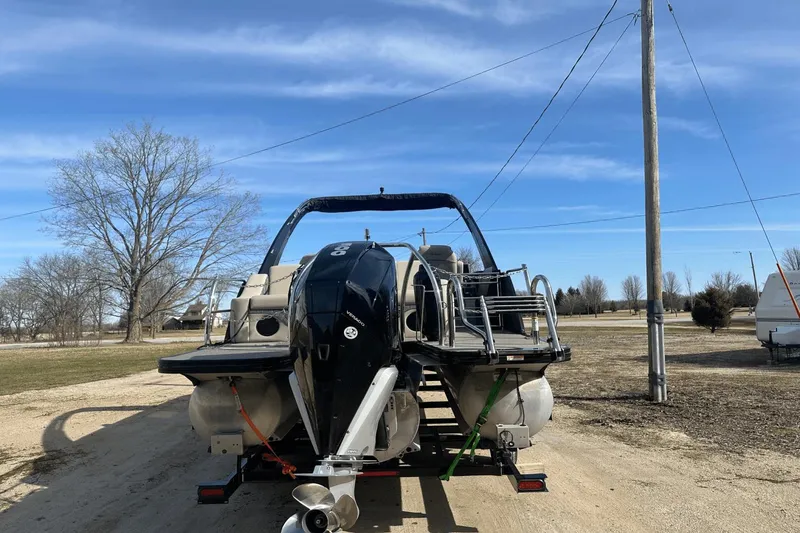 Slide: The Image of Barletta LUSSO 23UCATT 2022 - 23