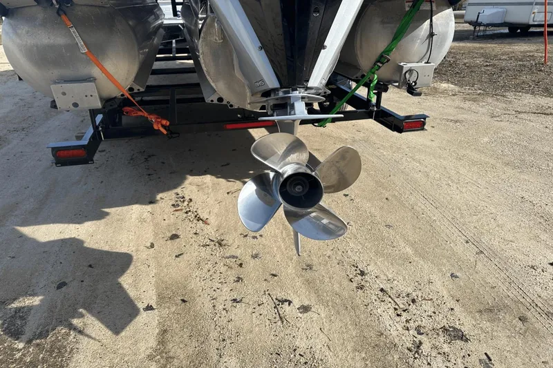 Slide: The Image of Barletta LUSSO 23UCATT 2022 - 24