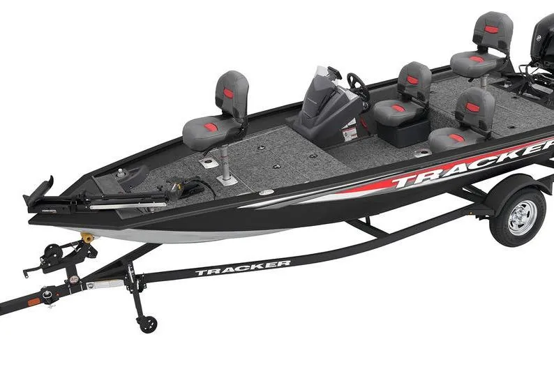 Slide: The Image of 2025 Tracker Pro Team 175 Crappie Edition boat on trailer, side view. - 20