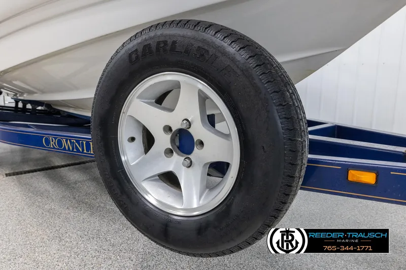 Slide: The Image of Crownline Boats 216 LS 2005 - 50