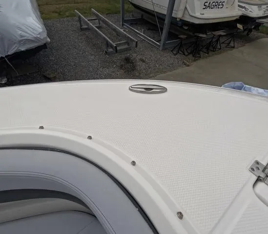 Slide: The Image of Robalo 257 Dual Console New Model In Stock 2025 - 54