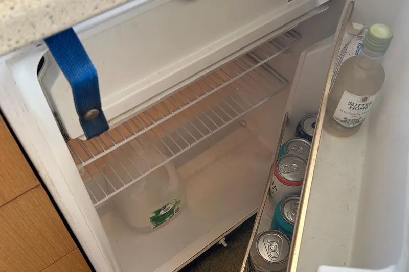 Slide: The Image of 2003 Ocean 40 Super Sport - 11