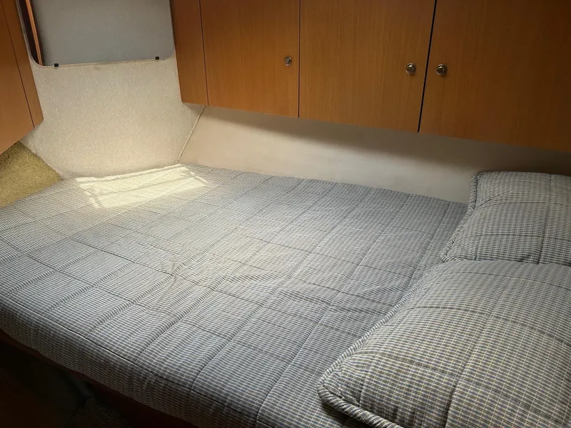 Slide: The Image of 2003 Ocean 40 Super Sport - 18