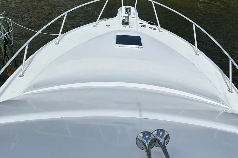 Slide: The Image of 2003 Ocean 40 Super Sport - 32