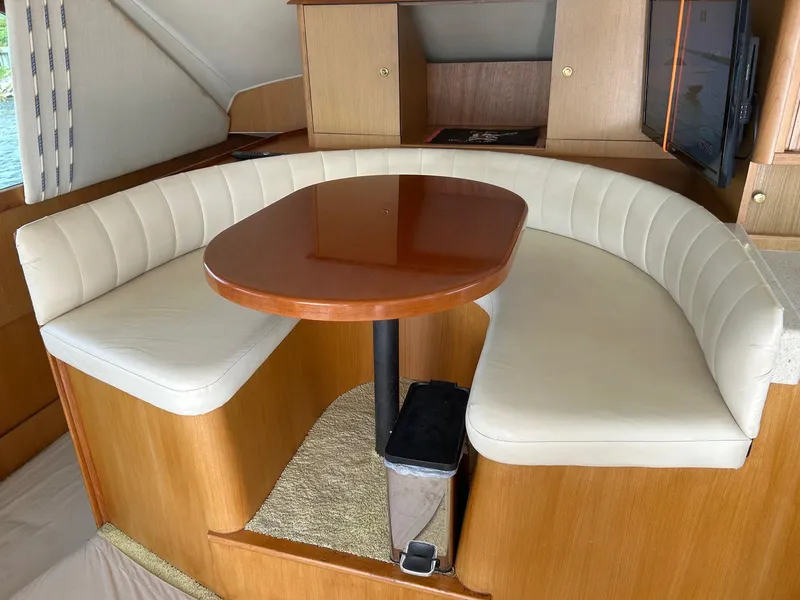 Slide: The Image of 2003 Ocean 40 Super Sport - 7