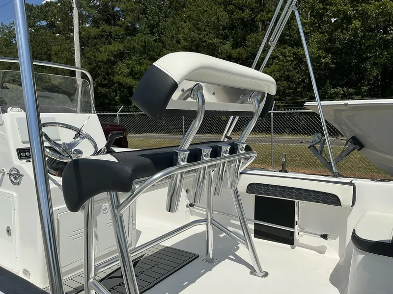 Slide: The Image of Tidewater 180 CC Adventure 2025 - 10