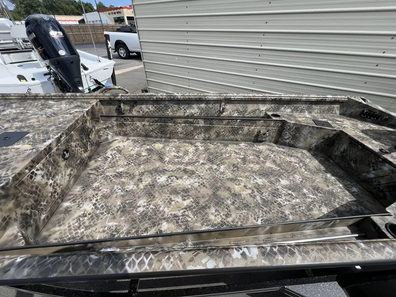 Slide: The Image of Excel Viper F4 1754 ECLIPSE JET 2025 - 3