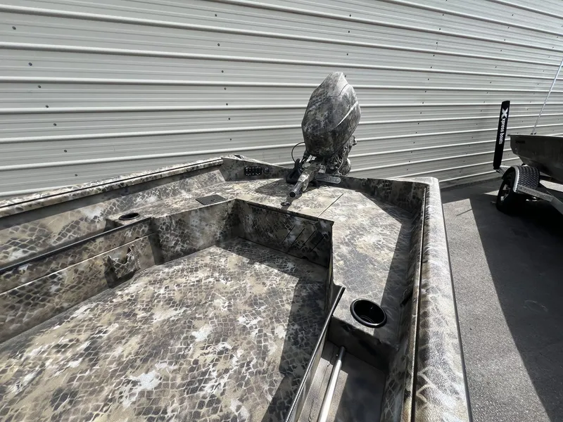 Slide: The Image of Excel Viper F4 1754 ECLIPSE JET 2025 - 6