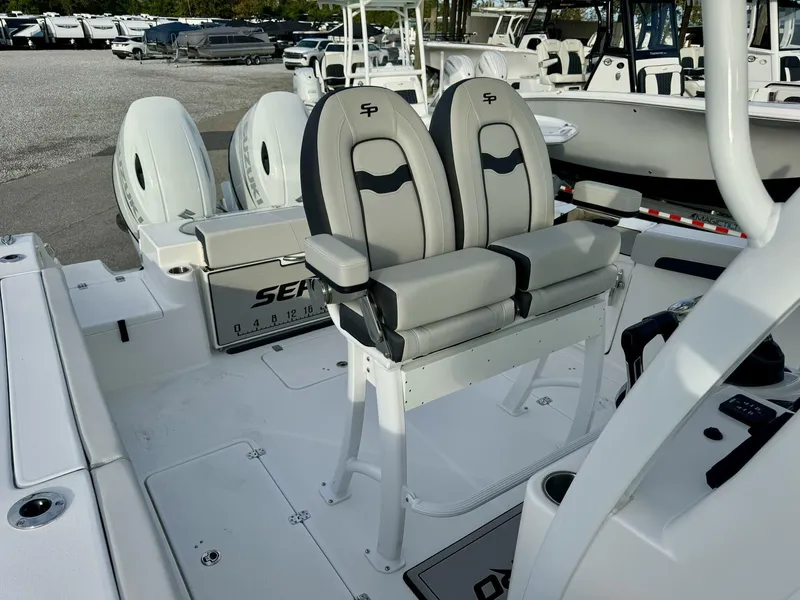 Slide: The Image of Sea Pro 262 2025 - 12