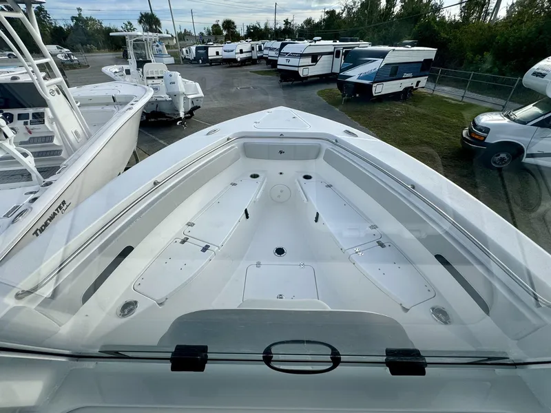 Slide: The Image of Sea Pro 262 2025 - 16