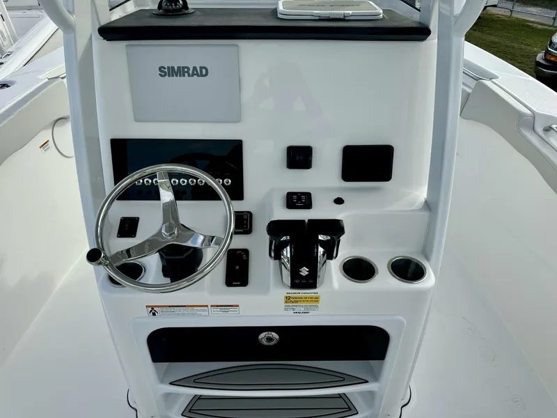 Slide: The Image of Sea Pro 262 2025 - 6