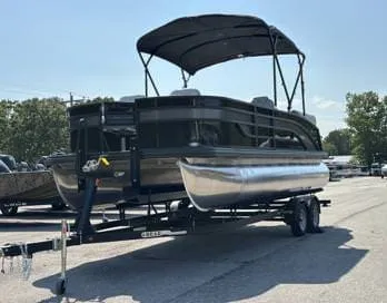 Slide: The Image of Lowe SF 212 WT Sport Fish 2025 - 4