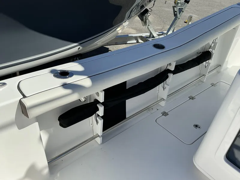 Slide: The Image of Tidewater 272 CC Adventure 2025 - 20