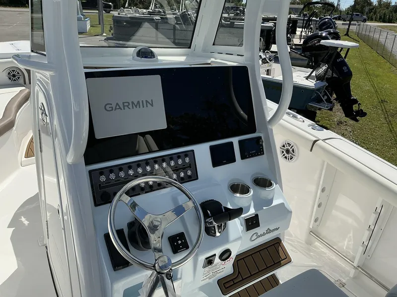 Slide: The Image of Tidewater 272 CC Adventure 2025 - 28