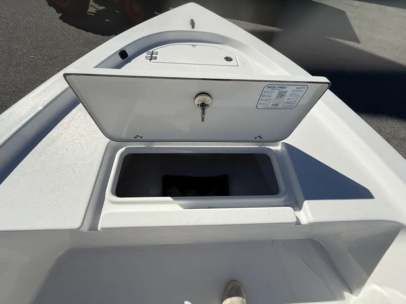 Slide: The Image of Sea Pro 172 Bay 2025 - 12